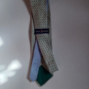 Tommy Hilfiger USA Silk Necktie